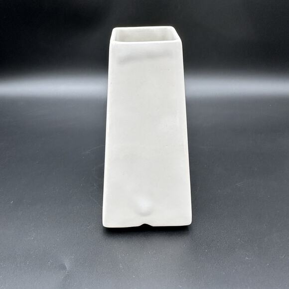 STAK Ceramic Phone Stand Vase Charger Holder Minimalist Modern Desk Organizer - Picture 6 of 15